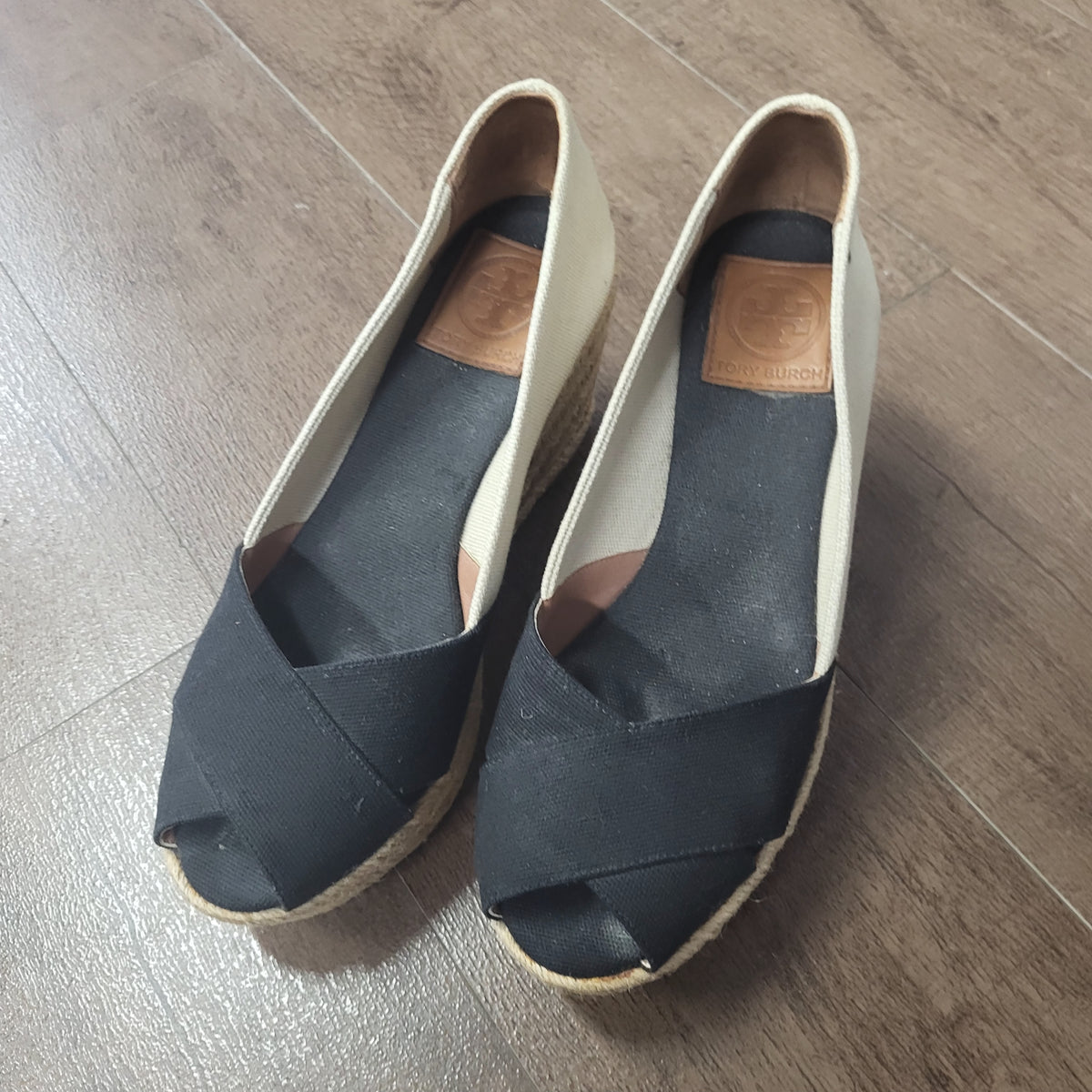 シューズ・サンダルその他 Tory Burch Espadrilles Amazon.com | Tory Burch Women's Simple Strap Espadrilles